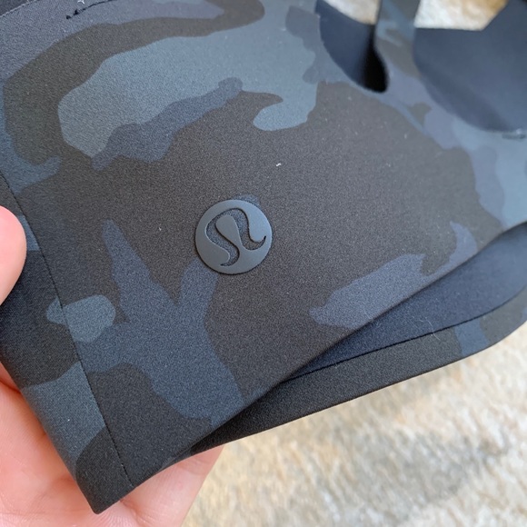 Camo Light Strides Bra 8 - Picture 7 of 8